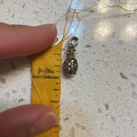 Silver pineapple charm 925 - Picture 3 of 3